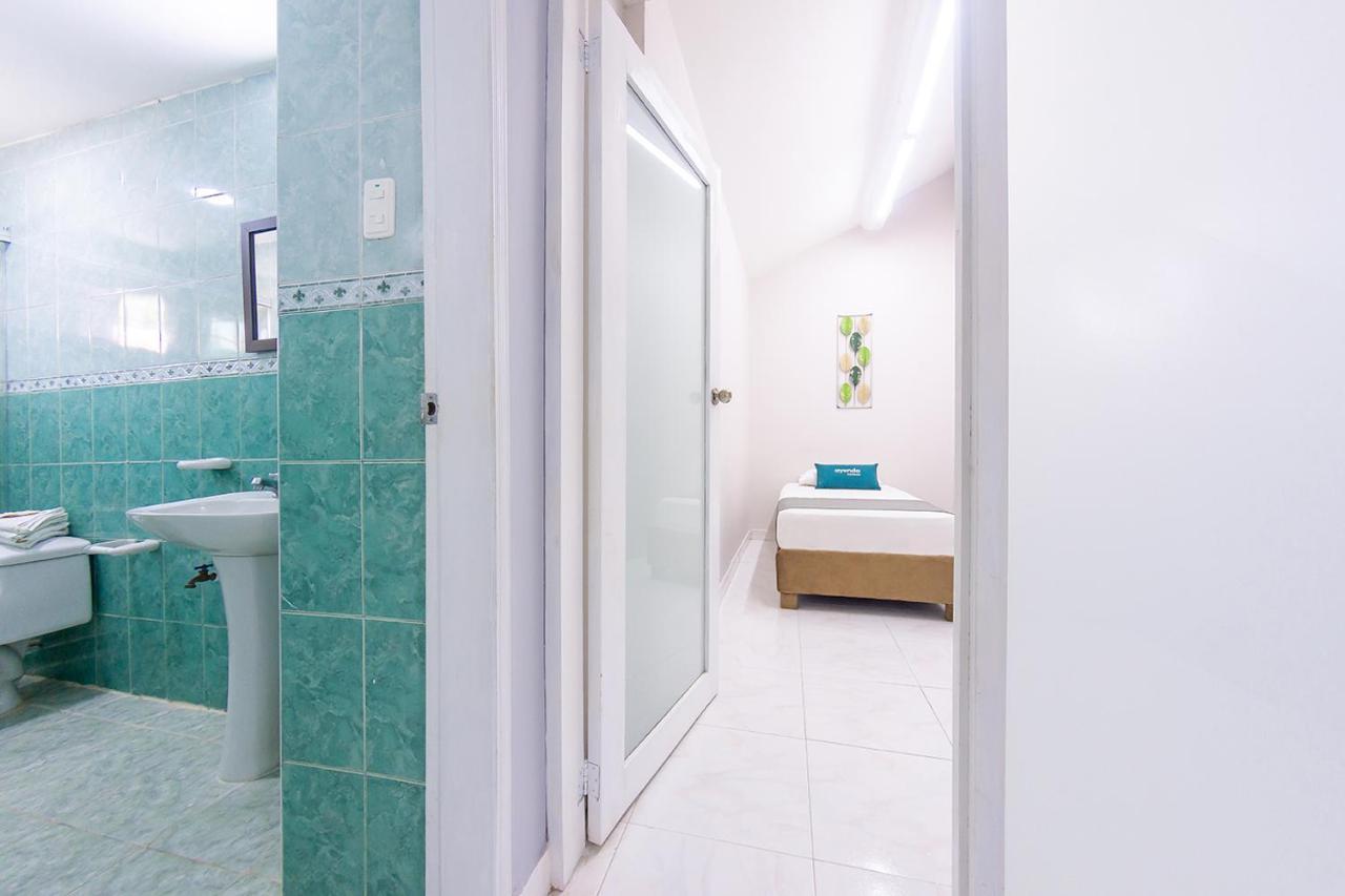 Ayenda Isla De Manga Hotell Cartagena Exteriör bild